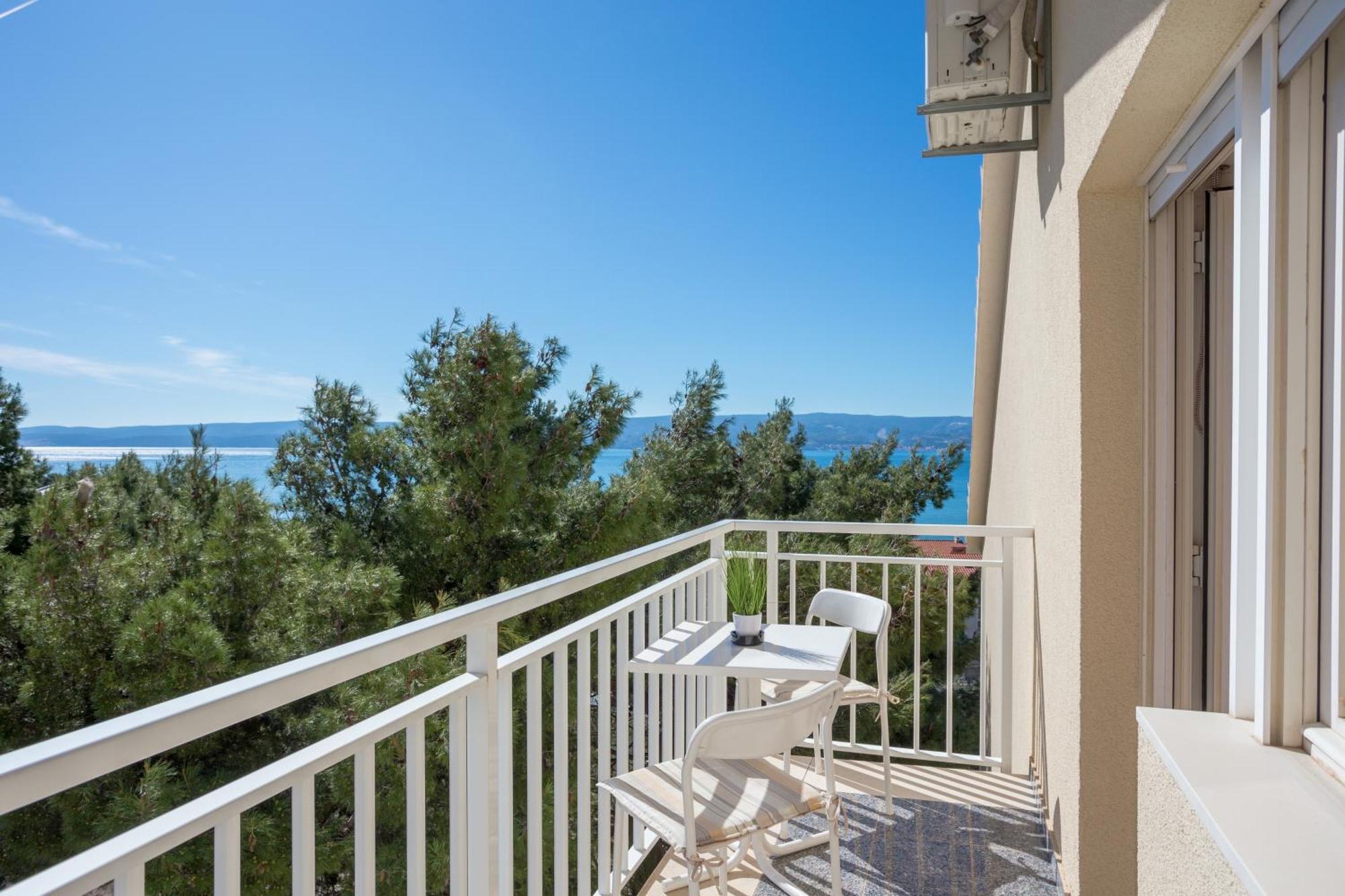Apartments By The Sea Duce, Omis - 946 Экстерьер фото