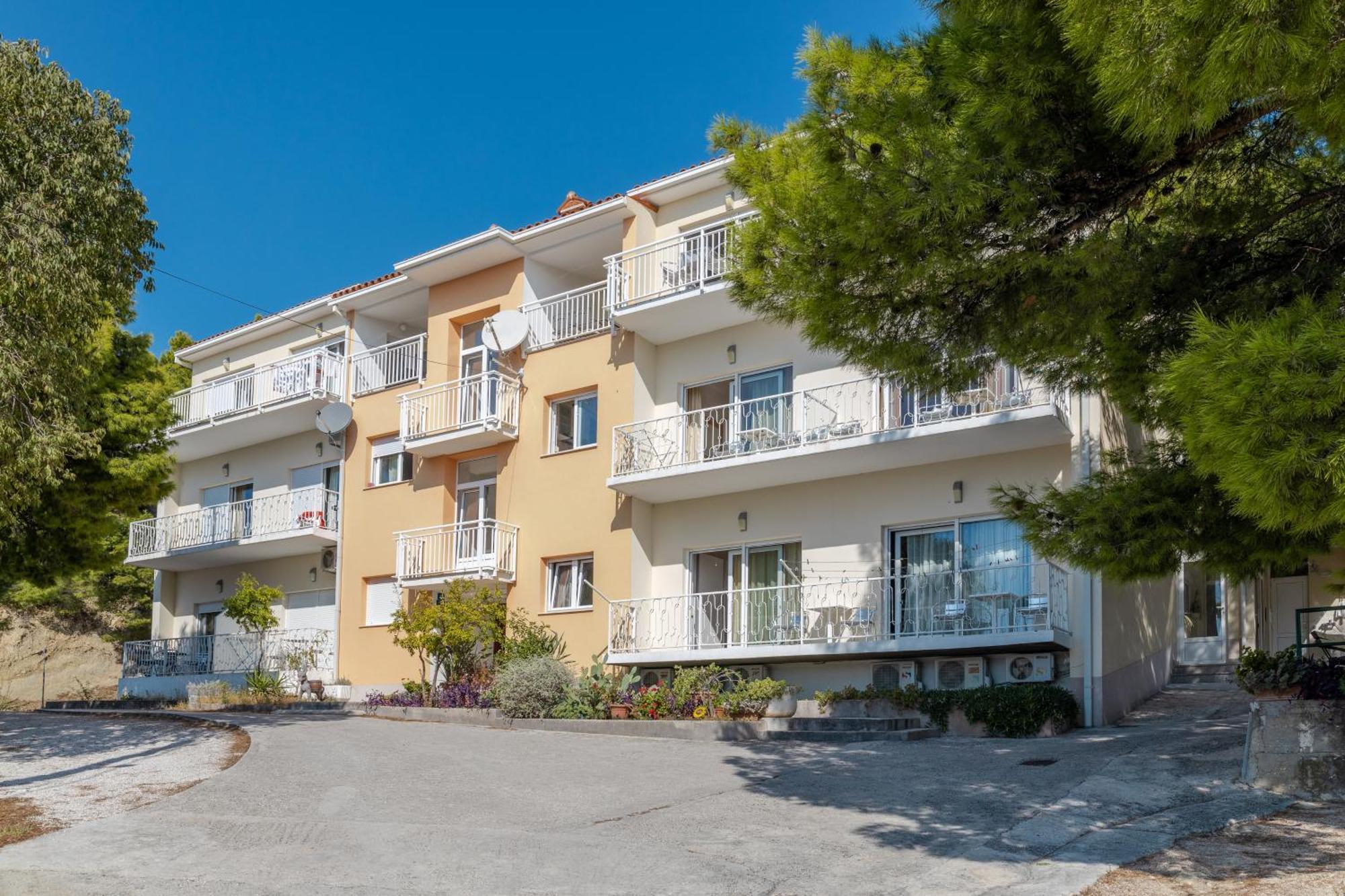 Apartments By The Sea Duce, Omis - 946 Экстерьер фото