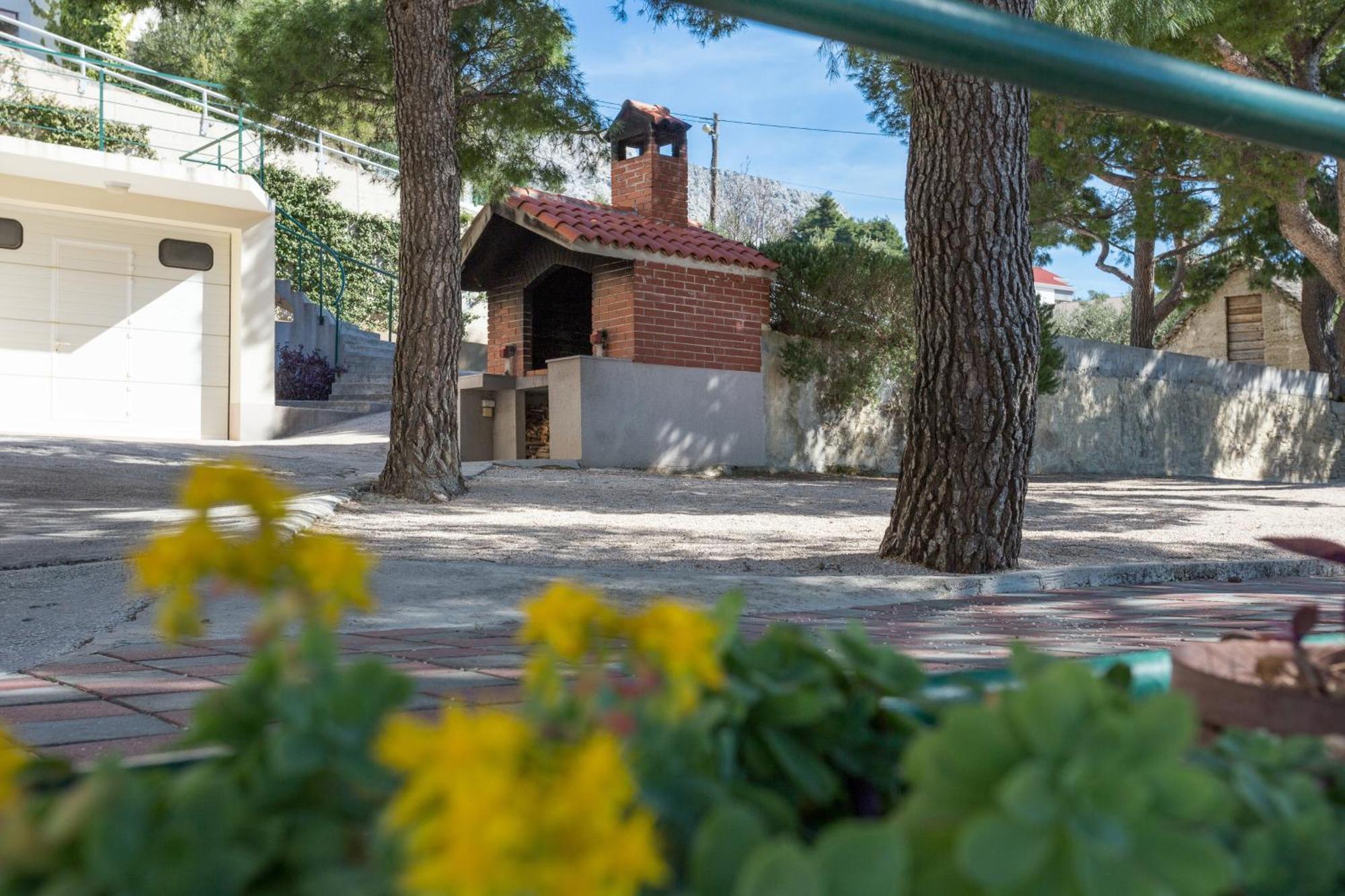 Apartments By The Sea Duce, Omis - 946 Экстерьер фото