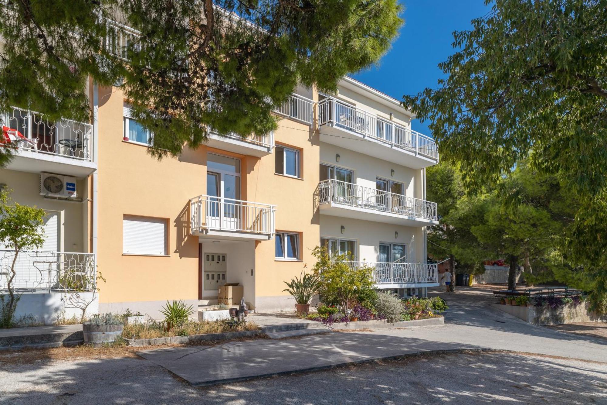 Apartments By The Sea Duce, Omis - 946 Экстерьер фото